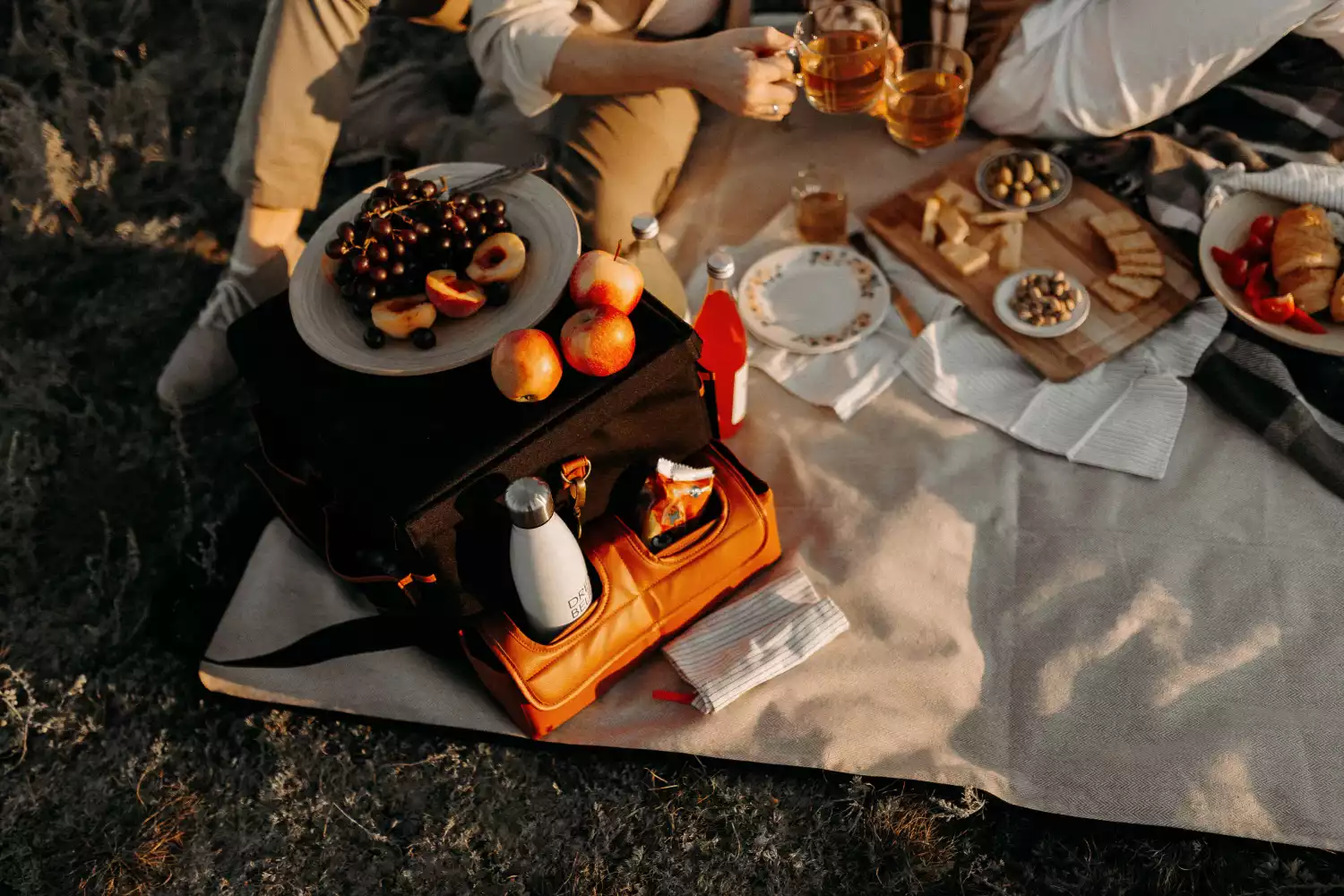 large picnic blankets