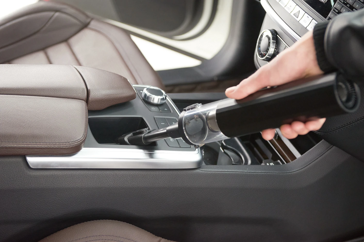 cordless handheld vacuum for Ford Expedition